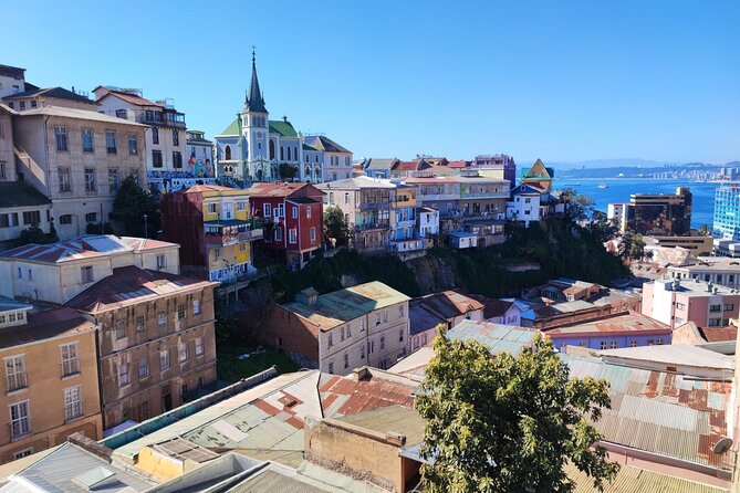 2 Hour Walking Tour in Valparaiso - Start in Plaza Aníbal Pinto, then get moving with purpose