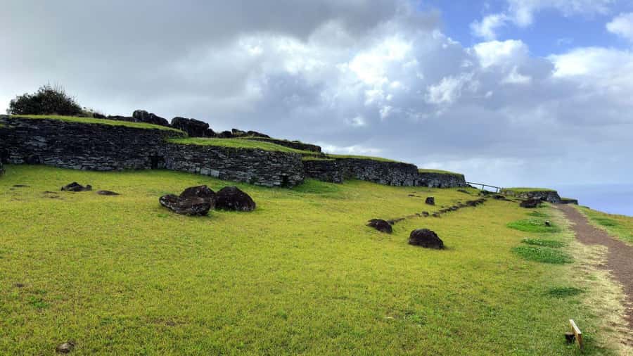 Ahu Vinapu, Rano Kao and Orongo City Half-Day Tour - What your guide adds, including Uka’s storytelling style