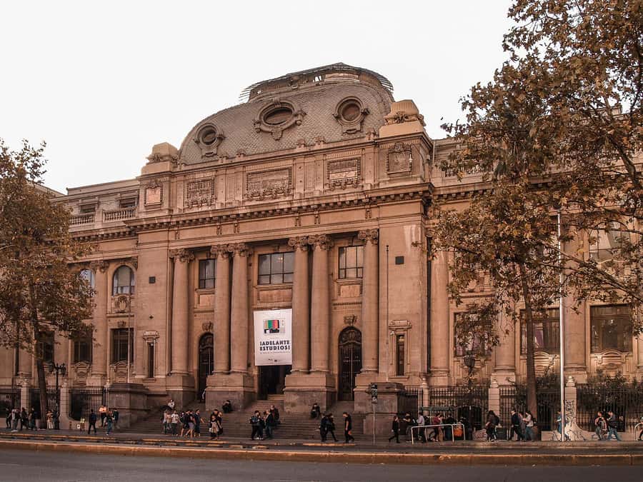 An Architect's Tour of Downtown Santiago - Key things to know before you go