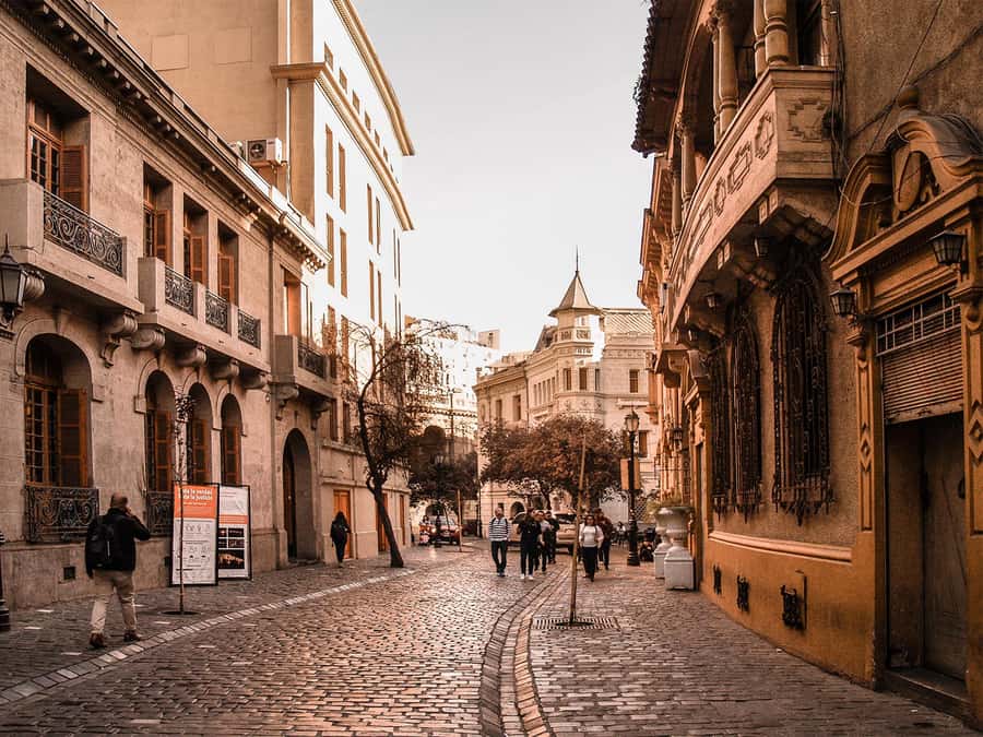 An Architect's Tour of Downtown Santiago - Why an Architect Guide Makes Santiago Legible