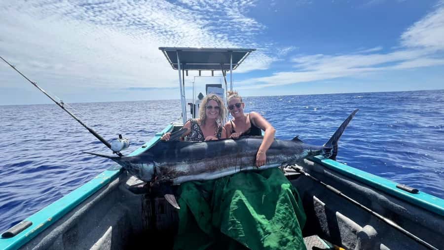 Ancestral fishing: Fishing with an experienced Rapa Nui - Price and value: is $180 for 3 hours worth it?