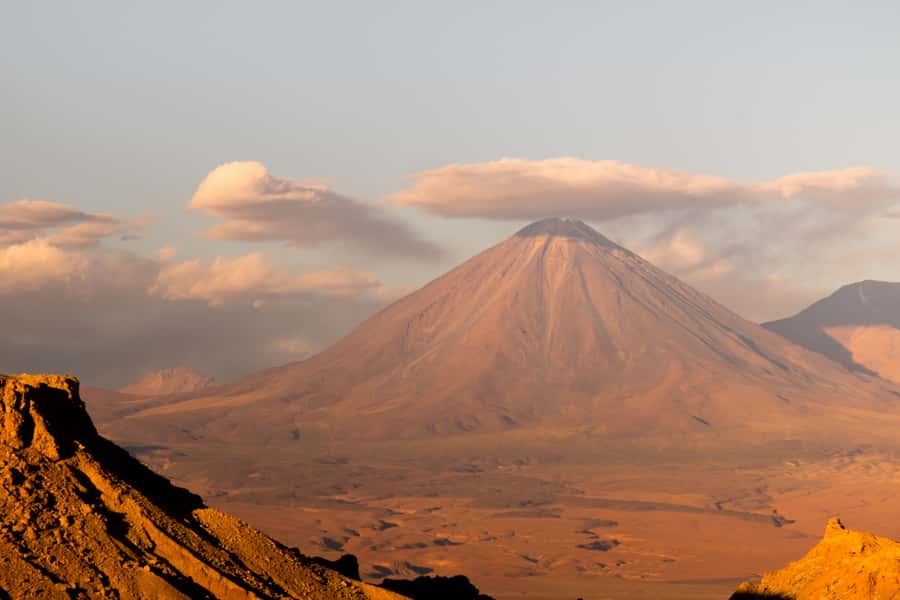 Andean Saltflats full-day with breakfast and lunch - Breakfast Before Licancabur: Fuel Up for Volcano Views