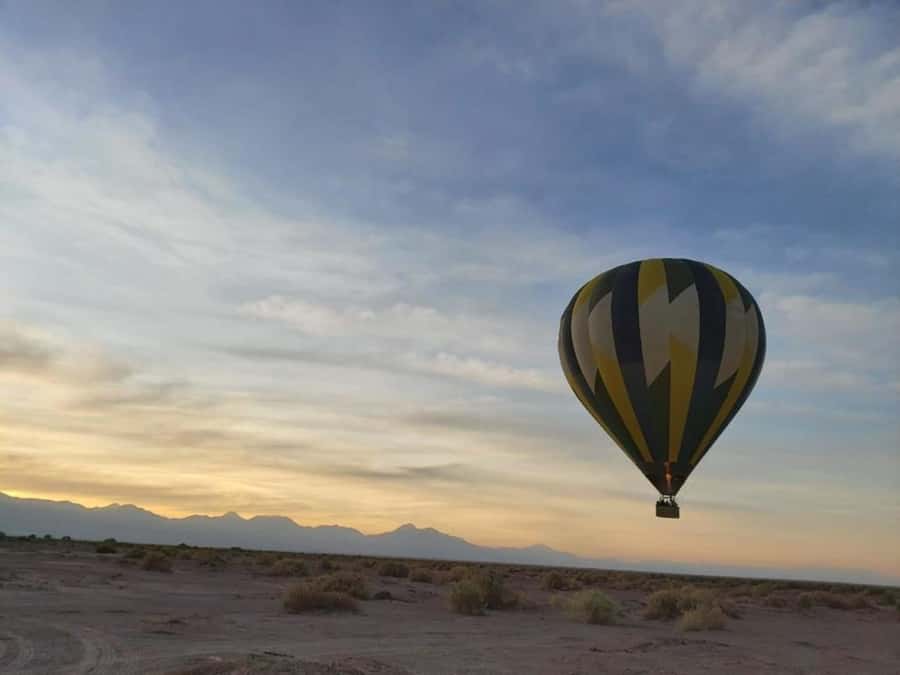 Atacama: San Pedro de Atacama Sunrise Hot Air Balloon Ride - Balloon prep you can watch, and a takeoff you might not expect