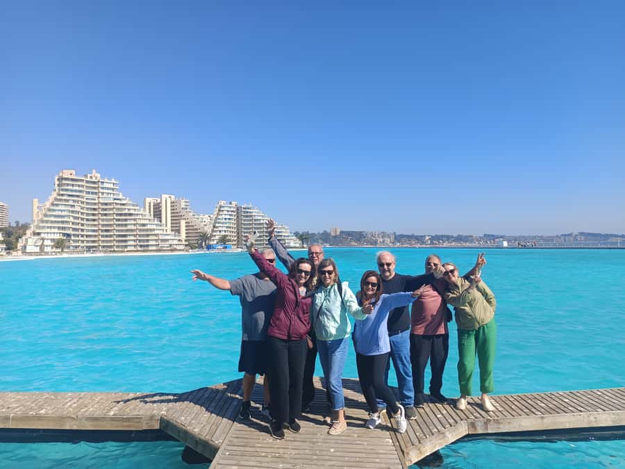 BLACK ISLAND AND CHILEAN WINE - Undurraga vineyard: guided tour, tastings, and time to shop