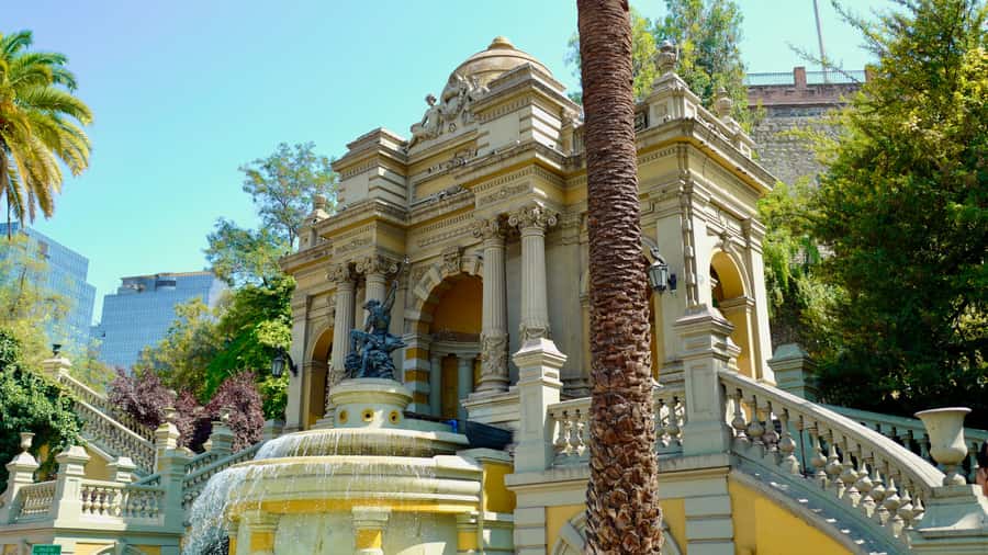 Dia Completo en Santiago: Museo+San Cristobal+City Tour - A Note on Timing and Meeting Points