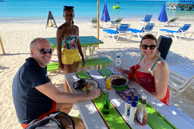 Dickinson bay beach - The Beach Bar Setup and How Service Actually Works