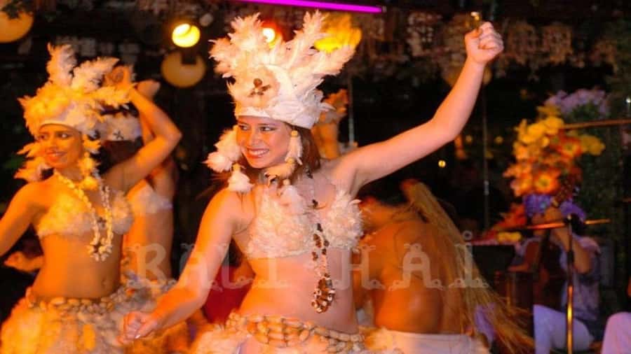 Dinner Show in Bali Hai with Wine refill and transportation - Pickup at 8:30 p.m. and the Show Rhythm You Can Plan Around