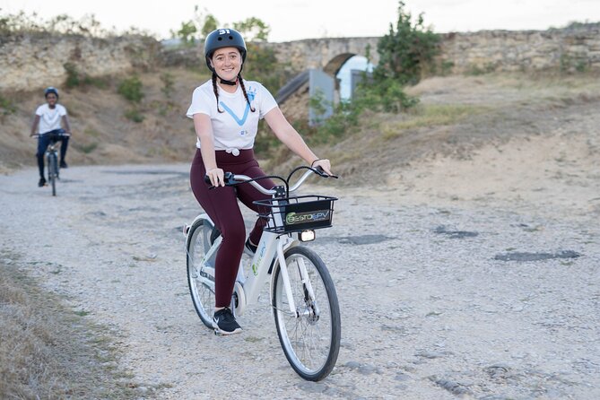 E-Bike Historical Sunset Tour in Fort James - E-Bikes Versus Walking: Why This Is the Smart Way to Do a Late Afternoon Tour