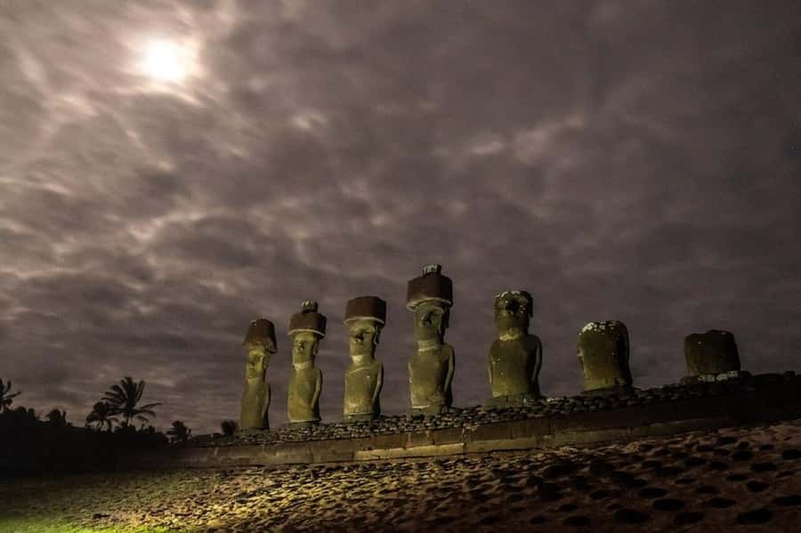 Easter Island: Rapa Nui Stargazing Tour - Meeting at Katipare Library: the real start of your night