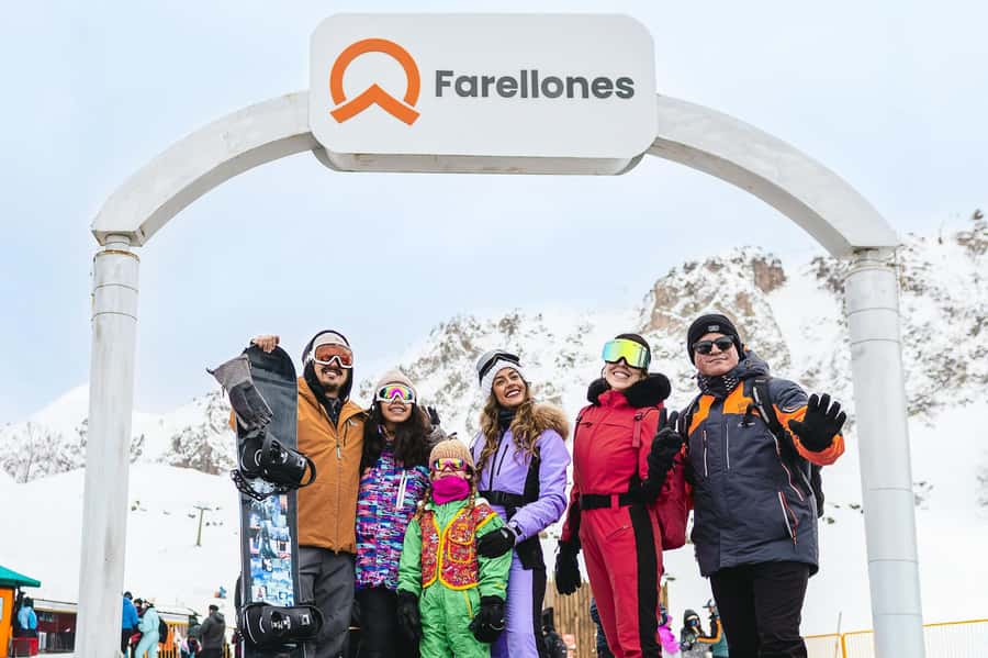 Farellones Park Tour: Snow Adventures - Where the day starts in Santiago (and why it affects your comfort)