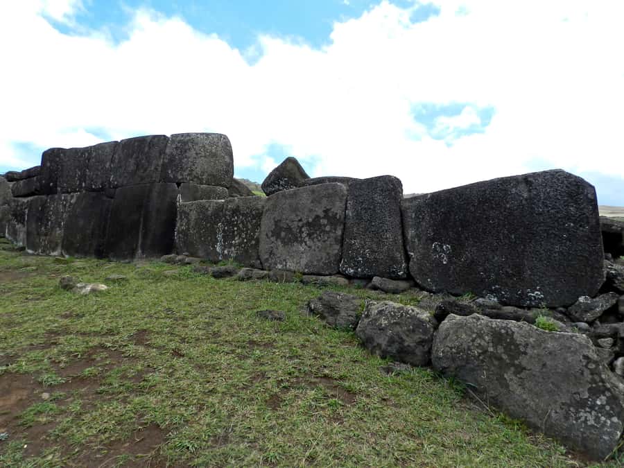 From Hanga Roa: Journey from Orongo to Ana Te Pahu - Rano Kau viewpoints: the volcanic rim and why Orongo mattered