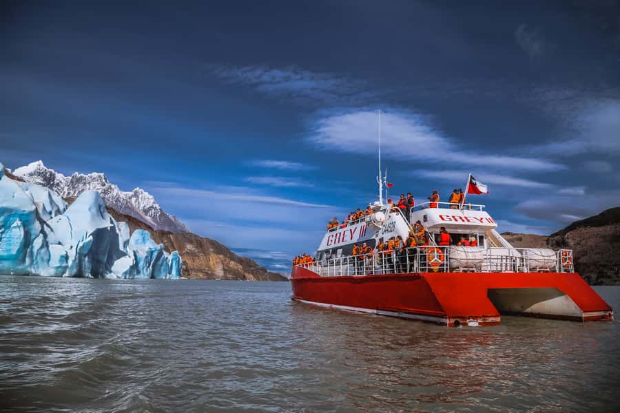 From Puerto Natales: Grey Glacier Tour - Timing that matters: first vs second Lake Grey navigation