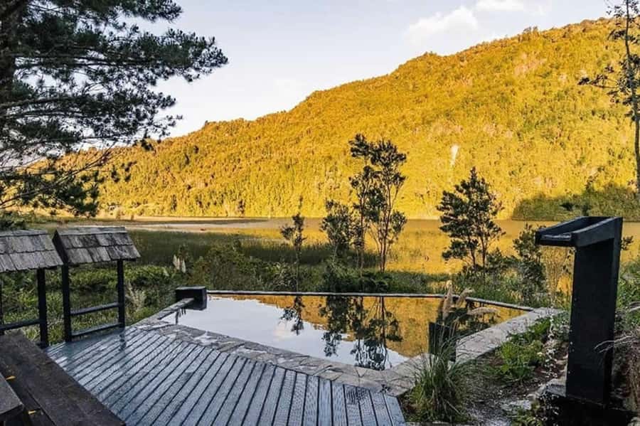 From Puerto Varas: Full Day to Termas del Sol & Cochamo Valley - Hot springs plus Cochamó, the smart pairing