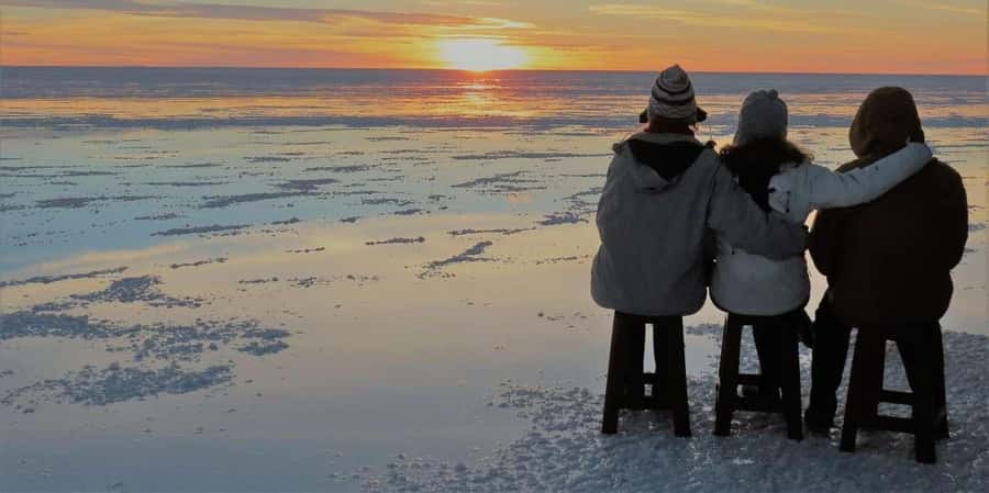 From San Pedro de Atacama: 3 days to Uyuni Salt Flat - Laguna Blanca and Laguna Verde at Licancabur’s Foot