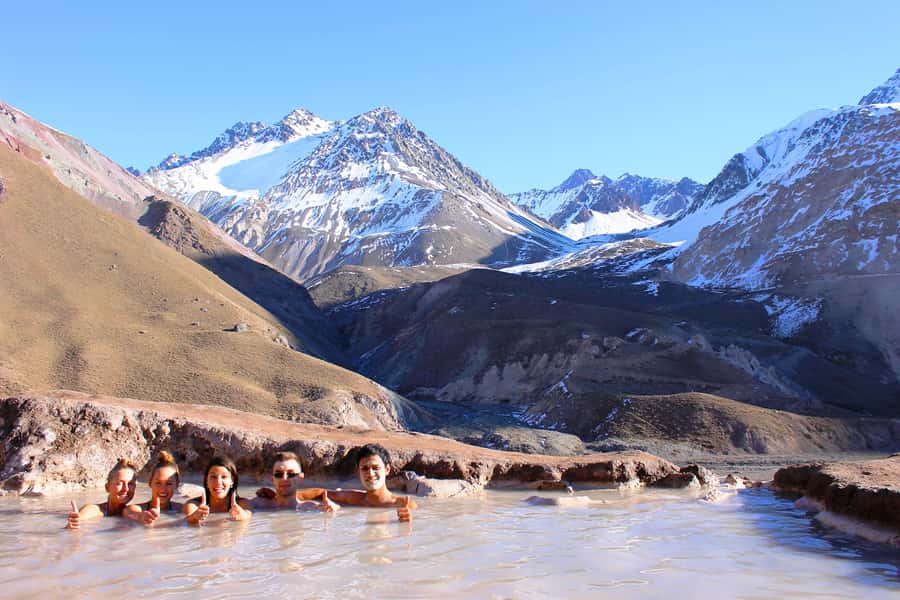 From Santiago: Maipo Canyon Volcano and Hot Spring Tour - First, the drive: Santiago to Cajón del Maipo