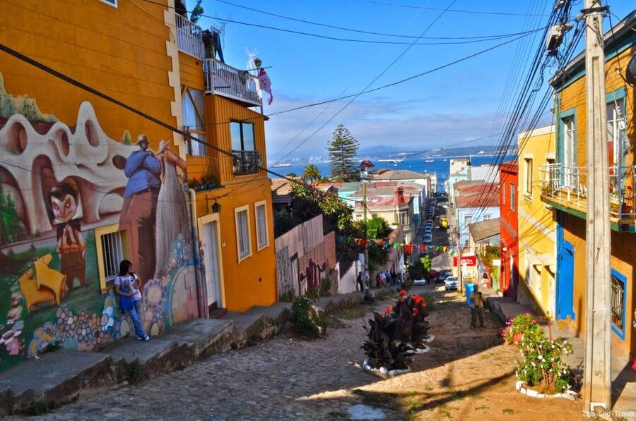 From Santiago: Valparaiso and Viña del Mar Day Tour - Should you book this day tour?