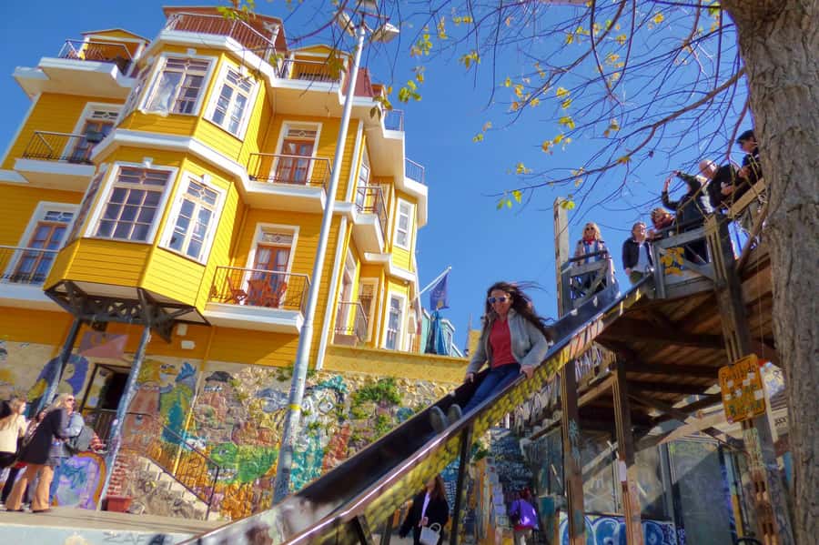 Full Colors: Valparaíso and Viña del Mar - FAQ