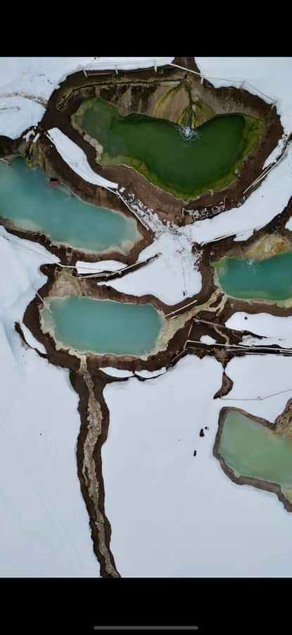 Full-Day Embalse del Yeso & Hot Springs Tour from Santiago - El Yeso Dam stop: the walk, the photos, and the guided time