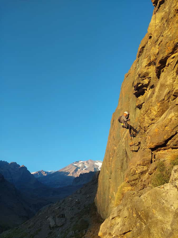 Full-Day Rock Climbing Adventure in the Andes near Santiago - Who This Andes Climbing Day Trip Suits Best