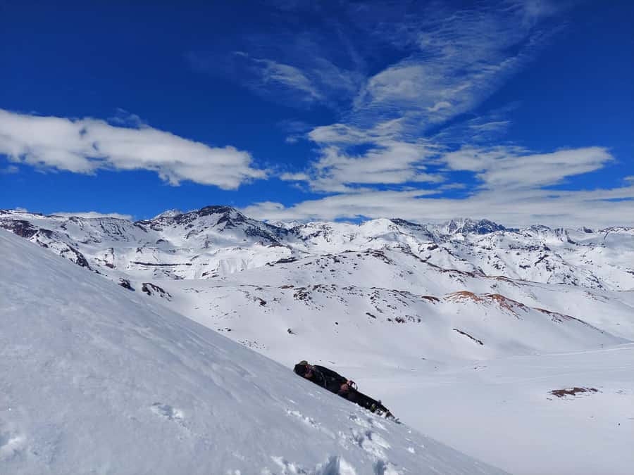 Full-Day Trek to Cerro El Pintor from Santiago - The hike itself: pace, rocky footing, and possible snowfields