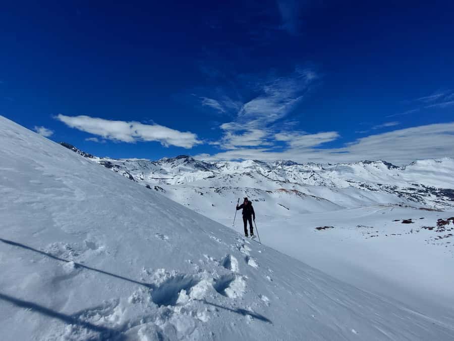 Full-Day Trek to Cerro El Pintor from Santiago - Getting from Santiago into the Andes: the morning drive matters