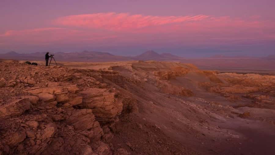 Full Desert. The most complete program you will find - Valle de la Luna, 15:30 to 20:30: lunar scenery with an actual sunset rhythm