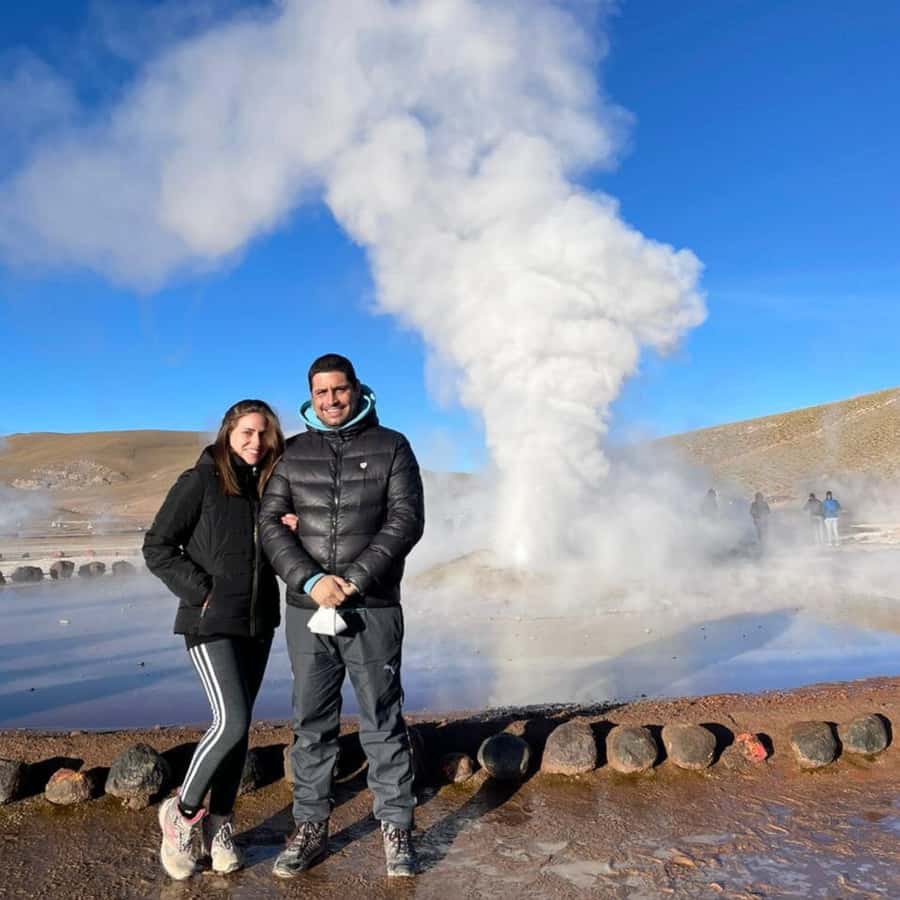 Geysers del Tatio: Sunrise and breakfast in Atacama - Putana River and bofedales: geothermal country with living ecosystems