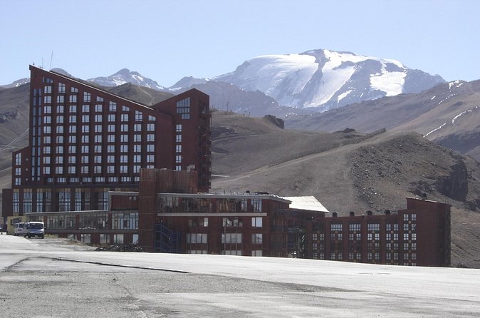 Half Day Private Trip to Valle Nevado with Cheese and Wine Carbon Neutral trip - The Cheese and Wine Stop: Why It’s More Than a Snack