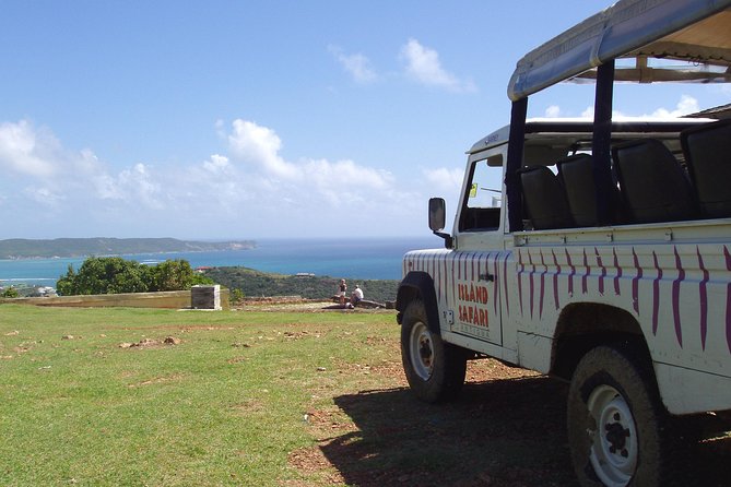 Island Safari Discovery - Pickup in a Land Rover SUV, and why the roads matter