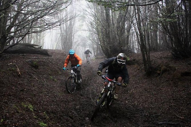 Mountain Bike Adventure in Punta Arenas - Stop 2 in Punta Arenas hills: viewpoints plus real variation