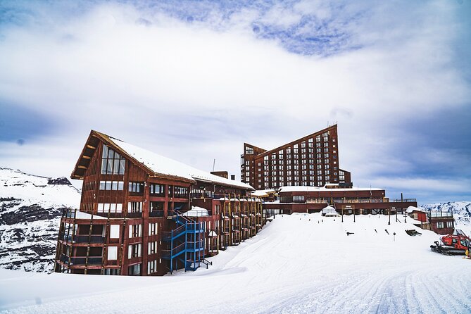 Nevado Valley Tour with Lunch in Hotel - Skiing plans: what’s included vs what costs extra