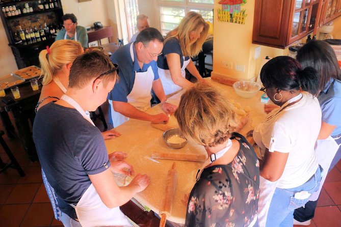 Nicole's Table - Coordinating Curry - Inside Nicole’s Kitchen: Small-Group Cooking That Feels Personal