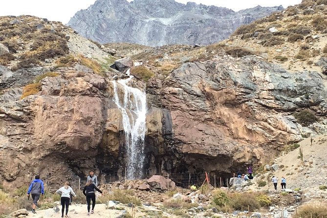 Private Andes Day Excursion to Maipo Valley and El Yeso Reservoir - Should you book this private Andes day excursion?