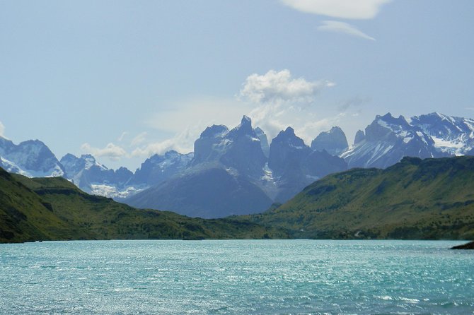 Private Torres del Paine & Milodon, departing from Punta Arenas - Lake Pehoé and Salto Grande access: turquoise color with a payoff