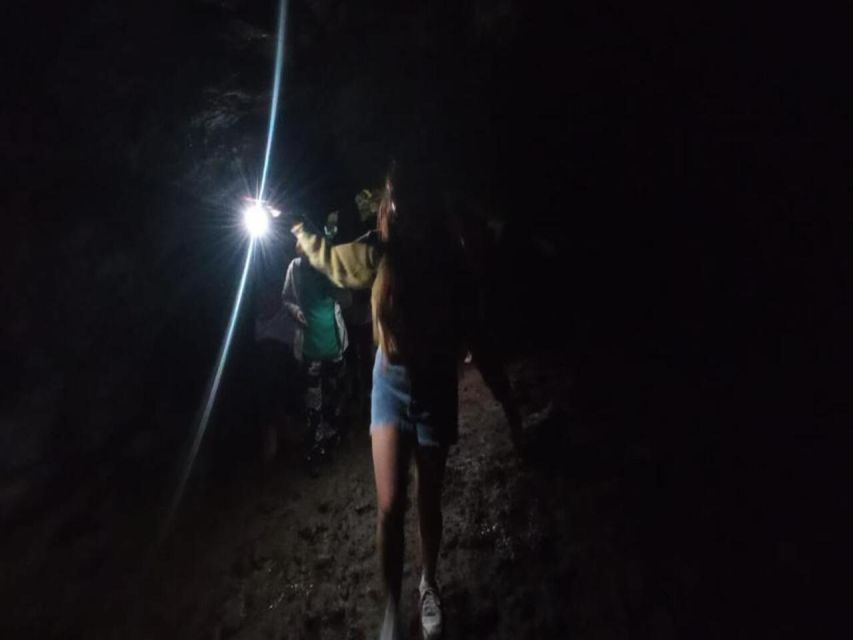 Private Tour: The Underground World of Rapa Nui Caves - Ana Te Pahu and the sound of the past