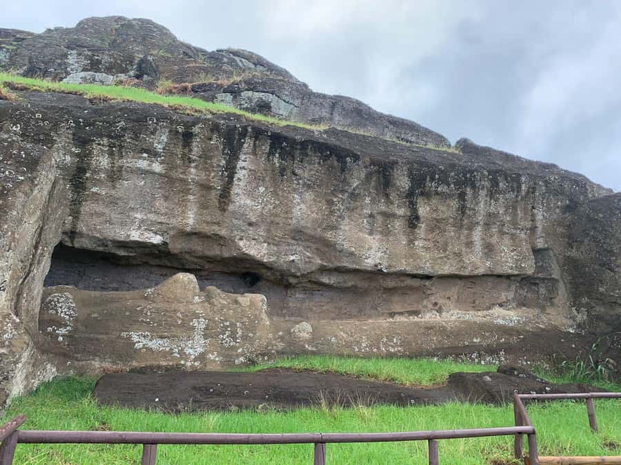 Private tour: where the history of the Moai was born - Tongariki and the sunrise-style arrangement that makes photos easy