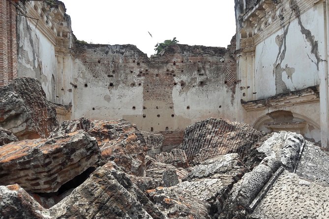 Private Walking tour of Antigua Guatemala - Catedral de San Jose Ruins: When Scale Is the Story