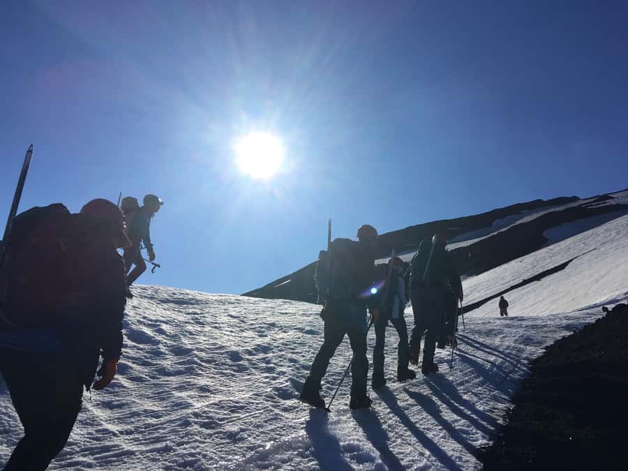 Pucón: Villarrica Volcano Climb - The 1,200-Meter Start: Acclimatize Without Fighting the Mountain