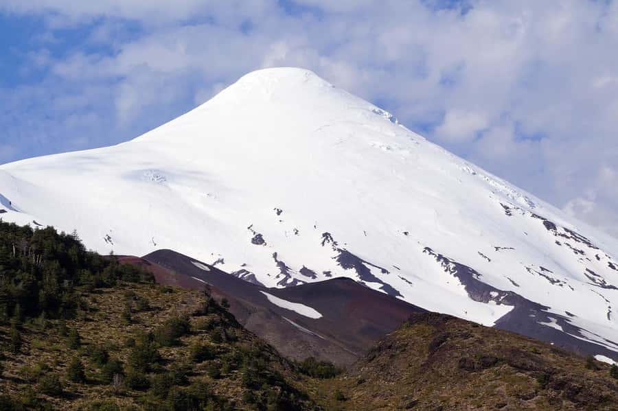 Puerto Montt: Osorno Volcano and Petrohué Falls Guided Tour - Osorno Ascent to the Ski and Mountain Center at 1,240 Meters