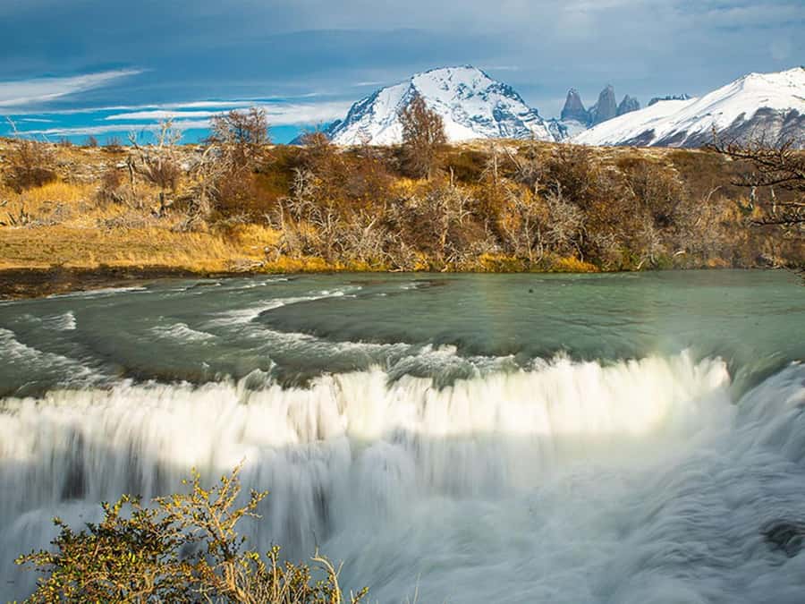 Puerto Natales: Full-Day Torres del Paine Tour - Mirador Salto Grande and Pehoé Lake: where the scenery slows down