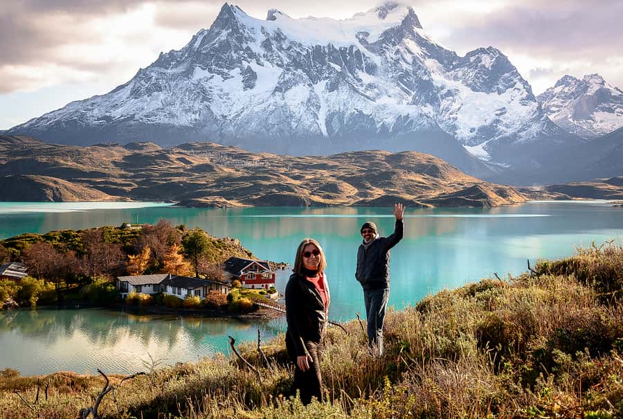 Puerto Natales: Full day tour Torres del Paine National Park - Pehoe Lake hike: the easy emerald-water stretch