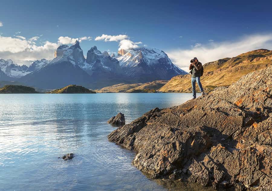 Puerto Natales: Full day tour Torres del Paine National Park - Mylodon Cave and La Silla del Diablo: quick history stop