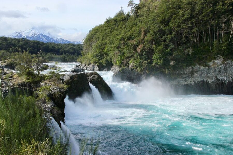 Puerto Varas: Osorno Volcano, Petrohue Falls Full-day Trip - What to bring so the day feels smooth