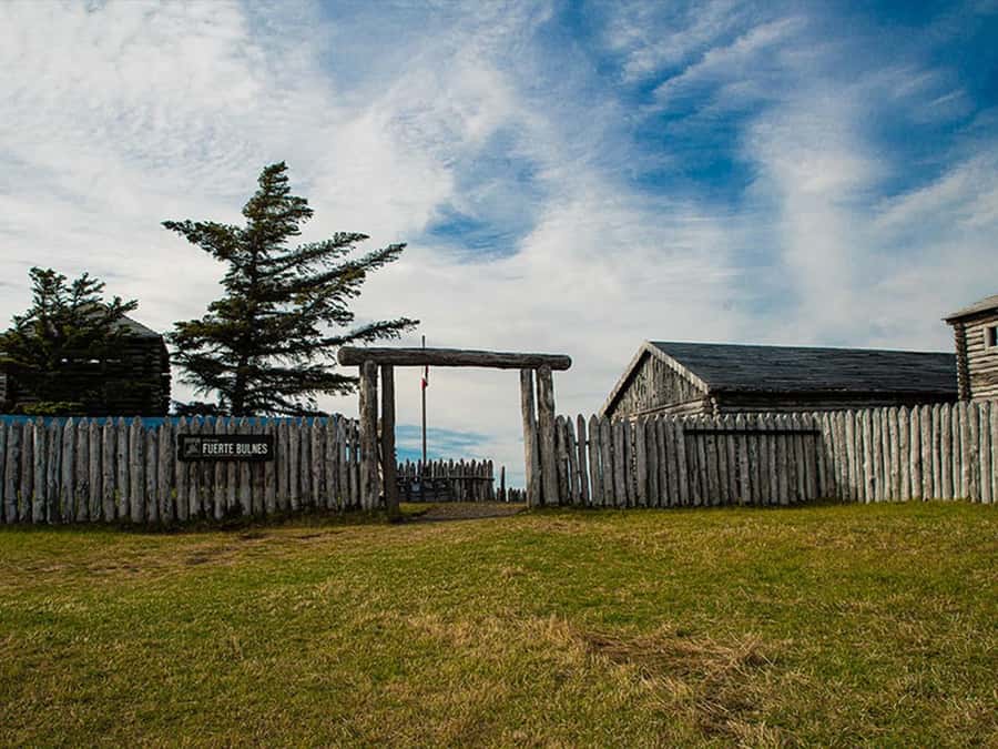 Punta Arenas: Fort Bulnes Historical Tour - Getting to Fort Bulnes from Punta Arenas, and what “included” really covers