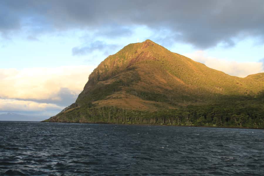 Punta Arenas: Full-Day Whales, Penguins, and Glaciers Tour - Glaciers: where the day gets emotional