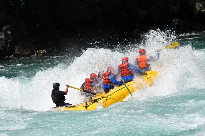 Rafting Futaleufu River Bridge to Bridge Section - Transfers and Gear Are Included, So You Can Travel Lighter