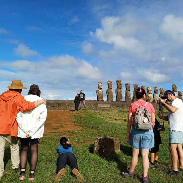 Rapa Nui: 3 Excursions with Hotel Transfers - Full-Day Tour: The Southeast and Northeast Moai Circuit