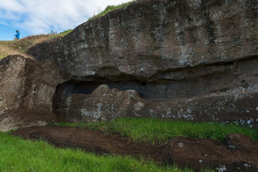 Rapa Nui Highlights Program: 3 incredible tours to discover! - Half-day Orongo: Vinapu’s fitted basalt slabs and how Rano Kau feels in person