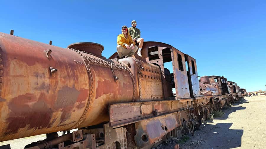 San Pedro de Atacama: 3 D. Tour Uyuni and Back to San Pedro - Drivers, guide names you may meet, and how safety works in practice