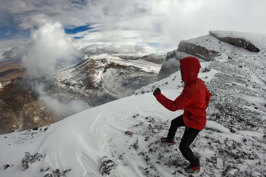 San Pedro de Atacama: Láscar Volcano Summit Hiking Day Trip - Key things that make the Lascar day trip special